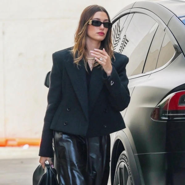 BALENCIAGA G-Dragon同款